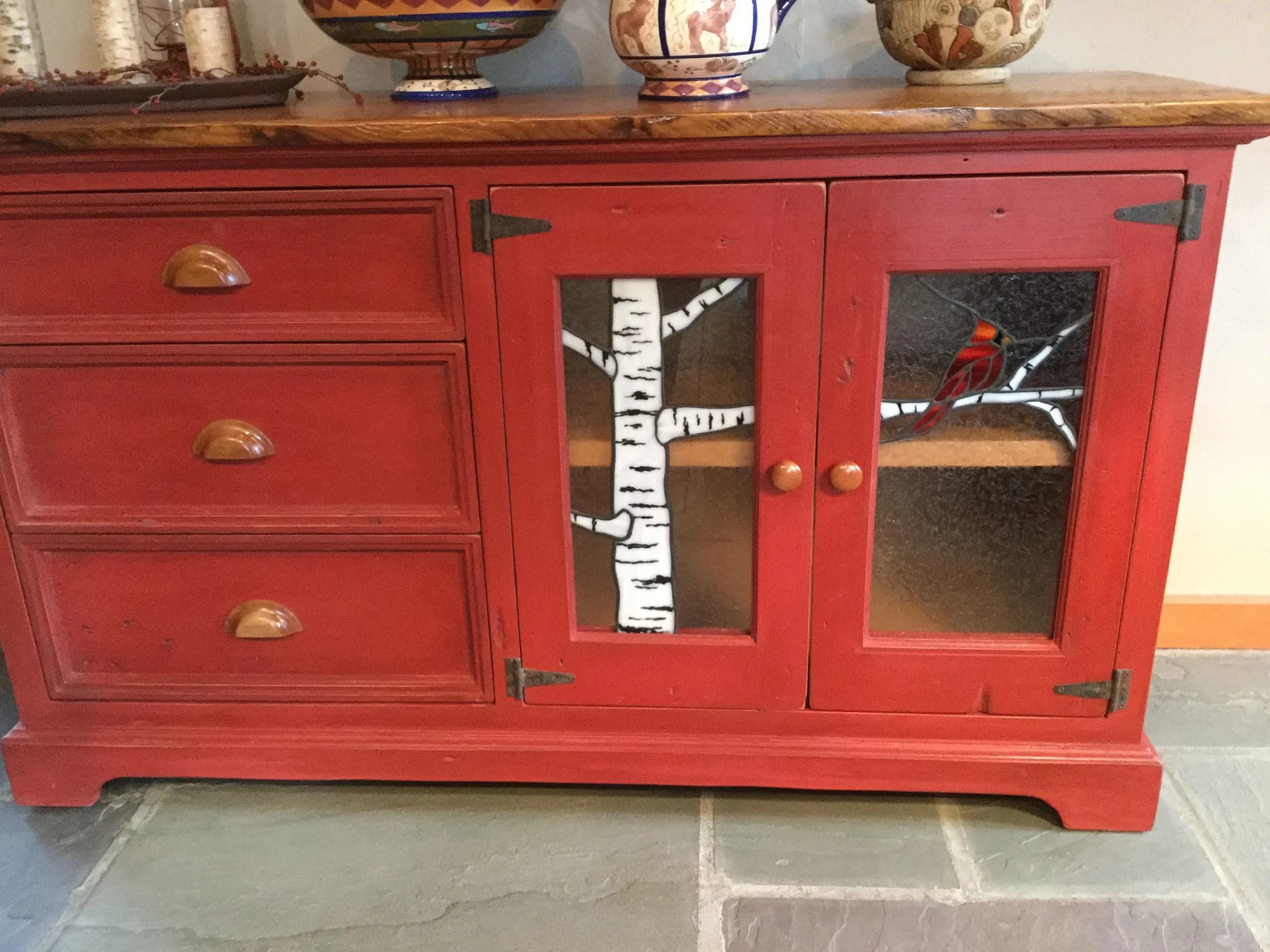 Winter's Watch: A Cardinal & Birch Stained Glass Duo Cabinet Inserts CI-36 - Image 2
